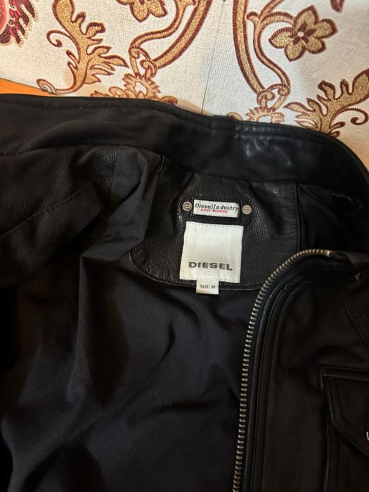 Продам кожаную куртку Diesel оригинал