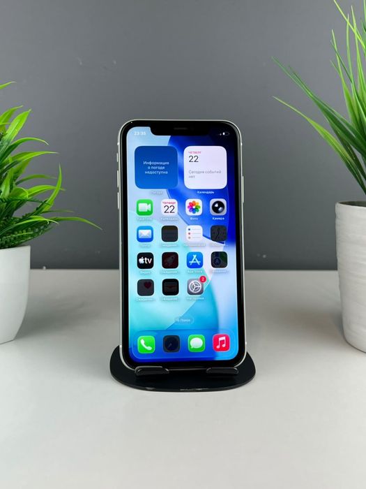 Телефон Apple iPhone 11 128GB