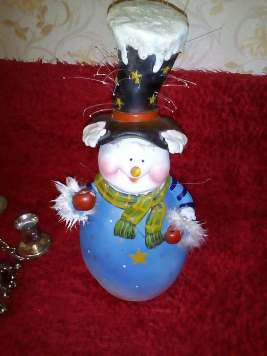 Продавам сувенири