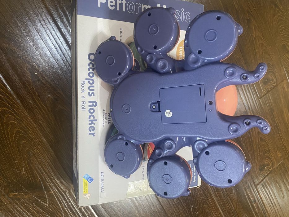 Развивающая интерактивная игрушка музыкальный осьминог