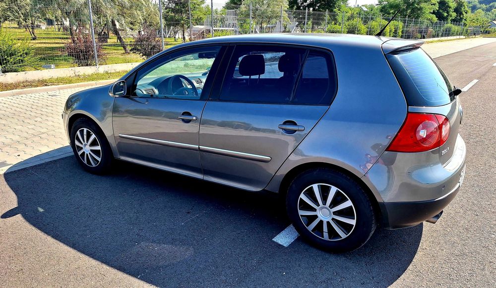Vw golf special edition 4 motion 2.0 fsi