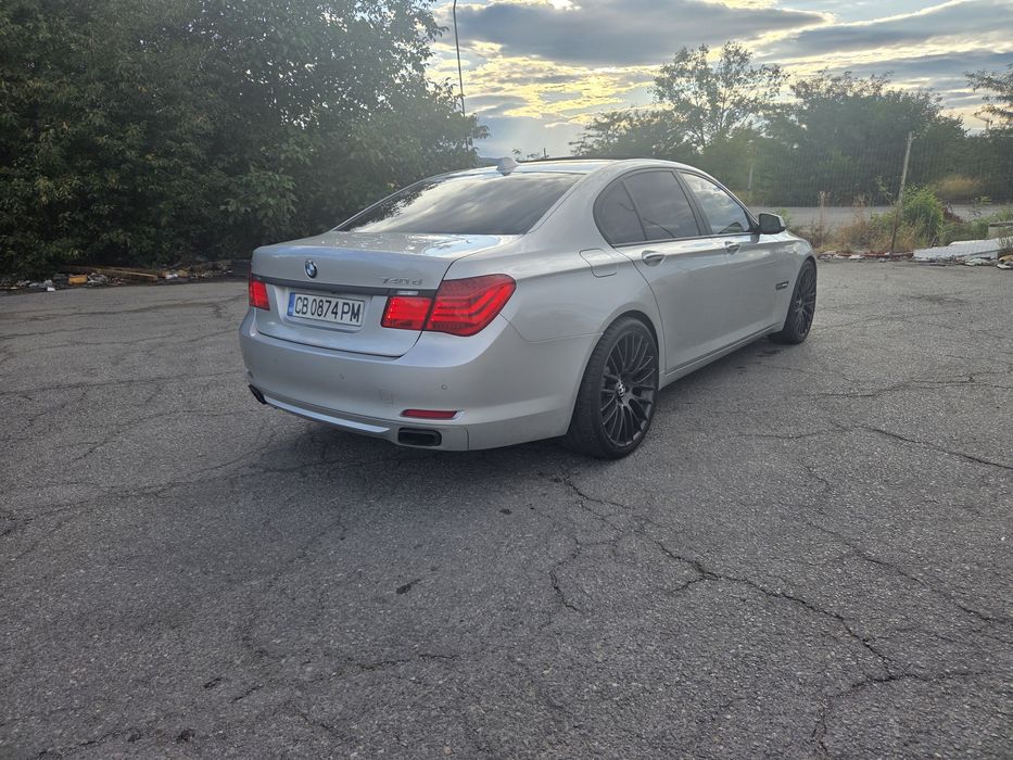 Bmw 740 x-drive/Keyless/Softclose/Distronic+/Carplay