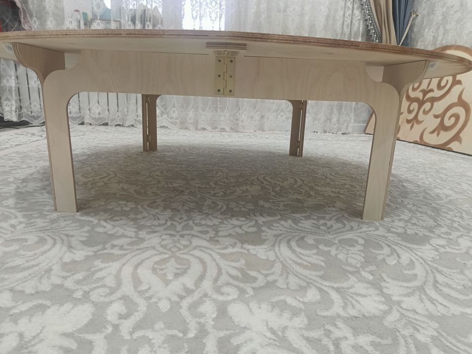 Жиналмалы дөңгелек столдар