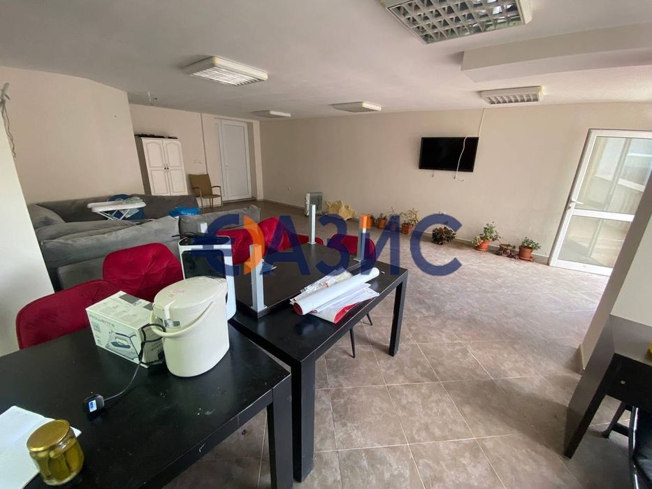 Продава се Заведение в Свети Влас - 159 кв.м за 283 €/кв.м - Снимка #11
