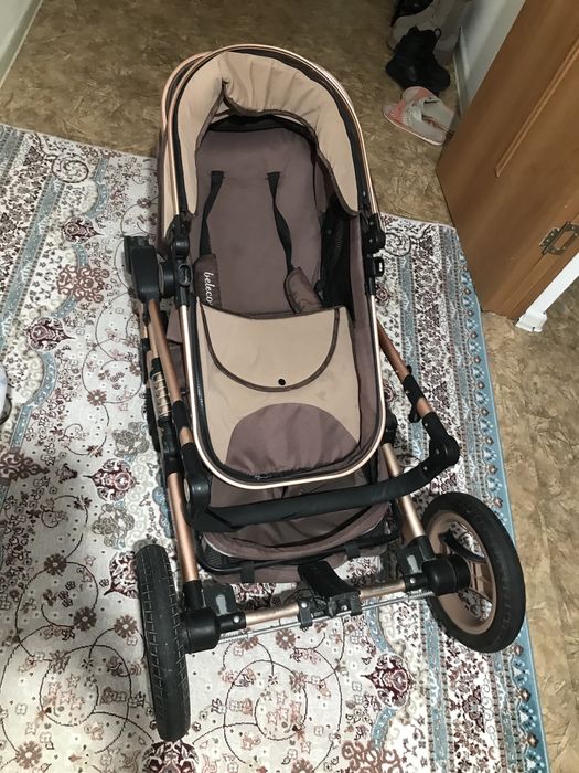 Продаю коляску 20000тг
