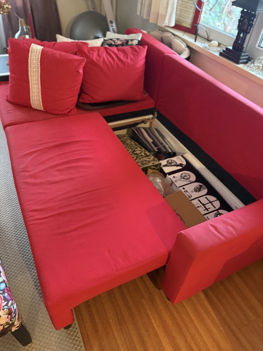 Canapea extensibila cu lada depozitare Ikea