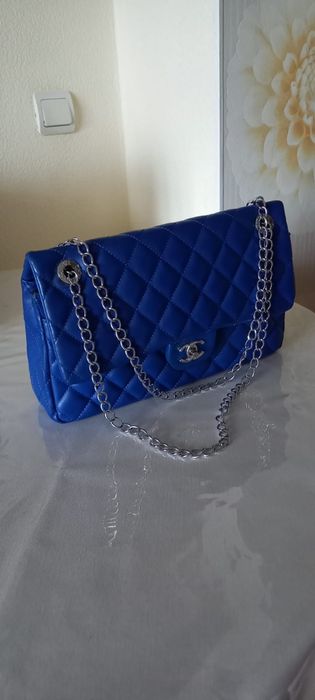 Продам сумку кожаную женскую