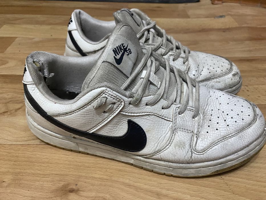 Белые найки