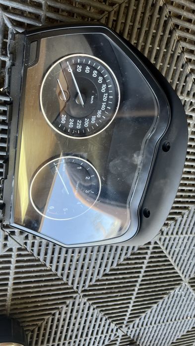 Ceasuri bord bmw f20