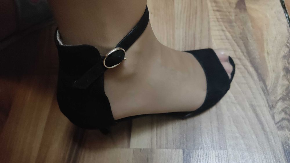 Обувь продам , босоножки