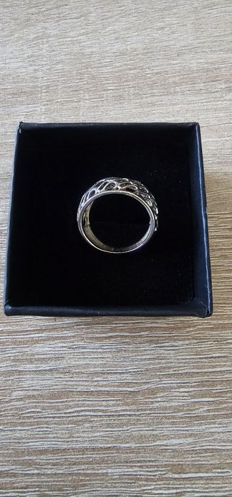 Дамски сребърен пръстен