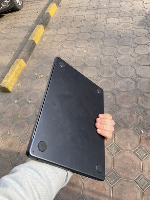 Macbook air m2 16/512 100%