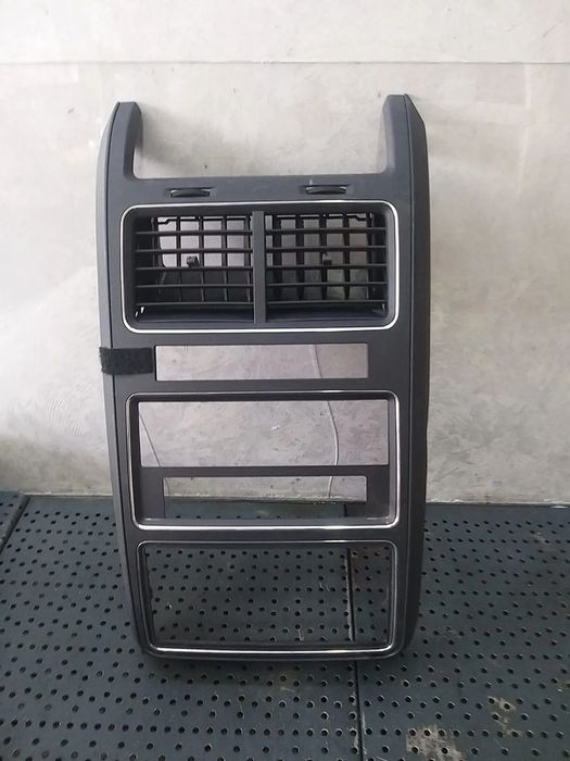 Rama trim cu grile ventilatii bord dodge journey pn100015174