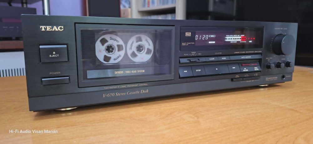Deck Teac V-670
