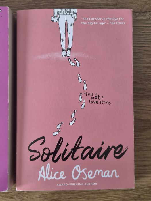 Книги на Аристотел Осман (Alice Oseman)