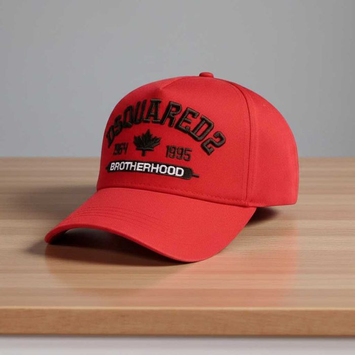Sapca Dsquared2 , noua , masura reglabila