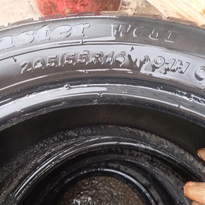 Продаю шины 4 шт.