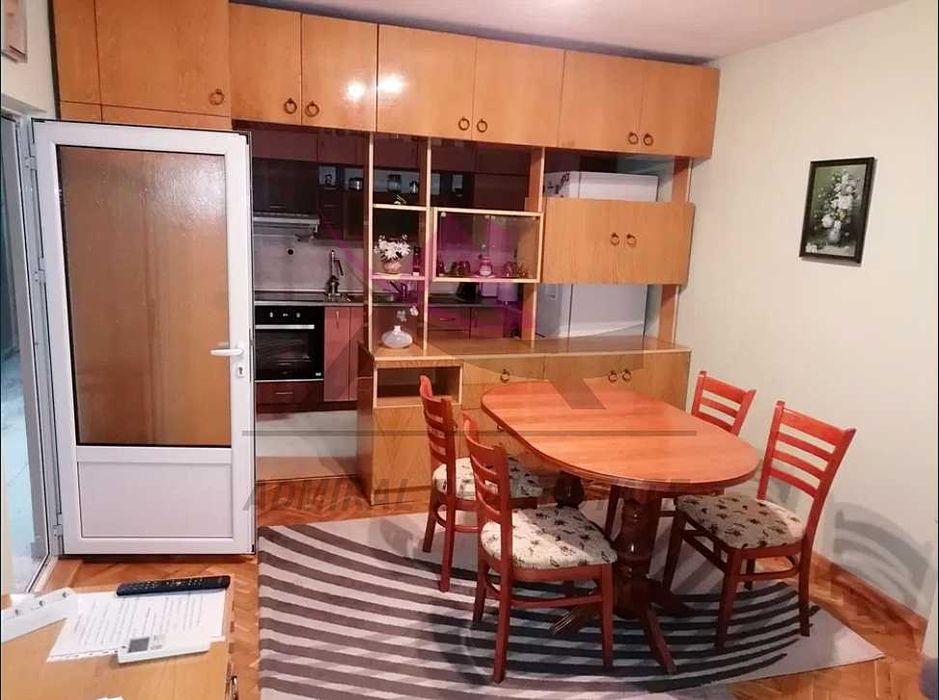 Дава се под наем Тристаен апартамент в Варна, Спортна зала - 75 кв.м за 548.25 € - Снимка #2