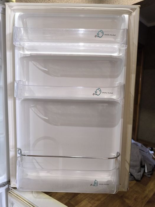 Продам холодильник б/у 40000тг