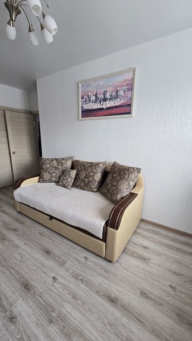 Продам диван б/у