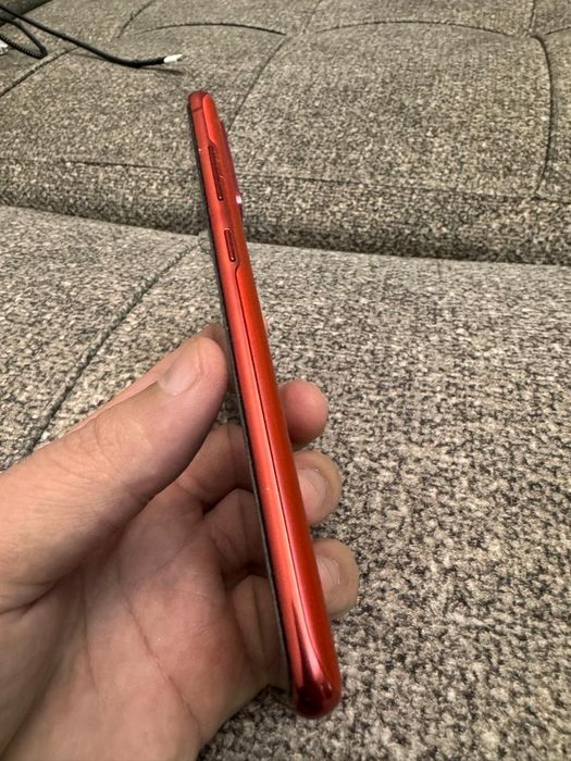 Продам самсунг S20FE