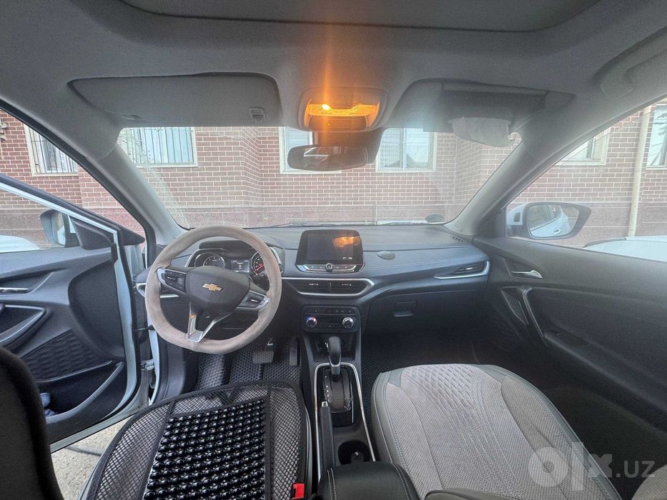 CHEVROLET TRACKER 2023 yil 65000km yurgan toza
