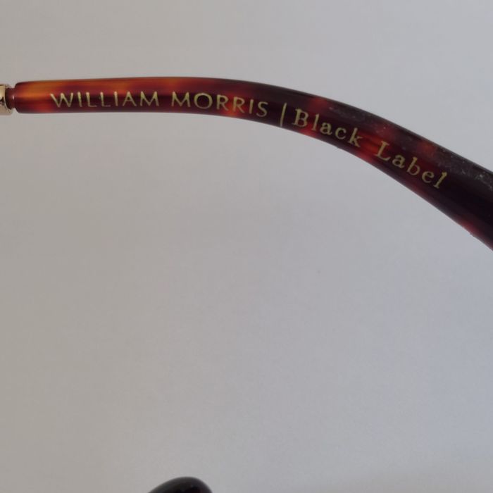 William Morris Очила