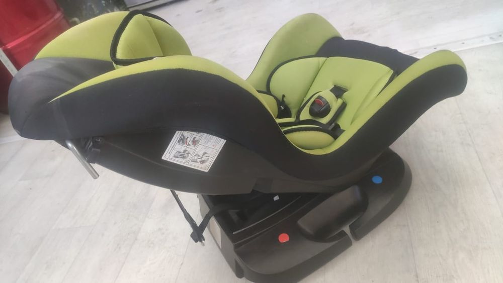 Продается детское автокресло