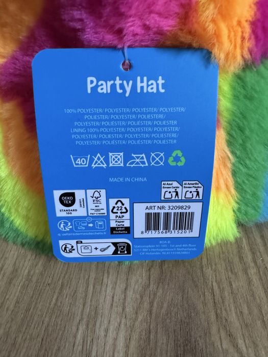 Зимна шапка идиотка парти шапка