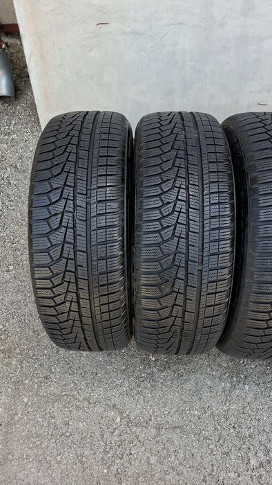 Зимни гуми 205 60 16 Hankook