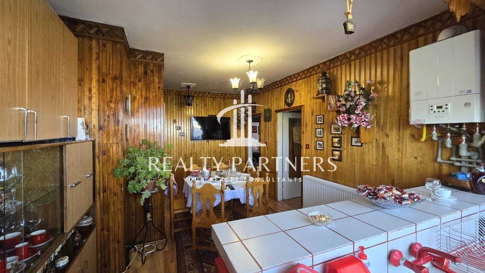 Продава се Тристаен апартамент в Радомир - 85 кв.м за 462 €/кв.м - Снимка #9