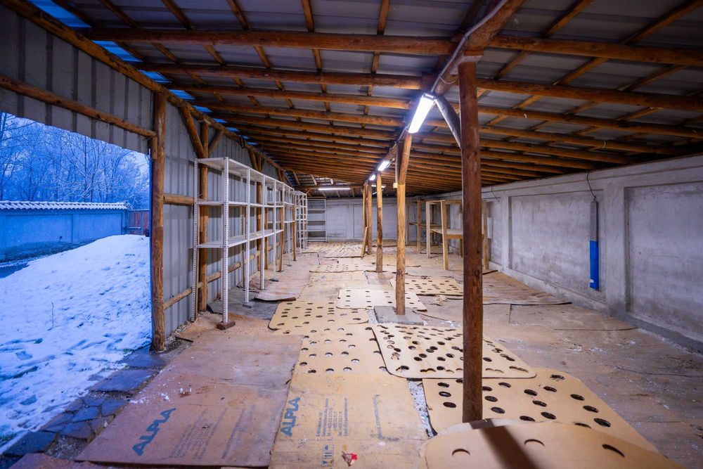 Дава се под наем Промишлена сграда в с. Войводиново, Област Пловдив - 350 кв.м за 698.19 € - Снимка #11