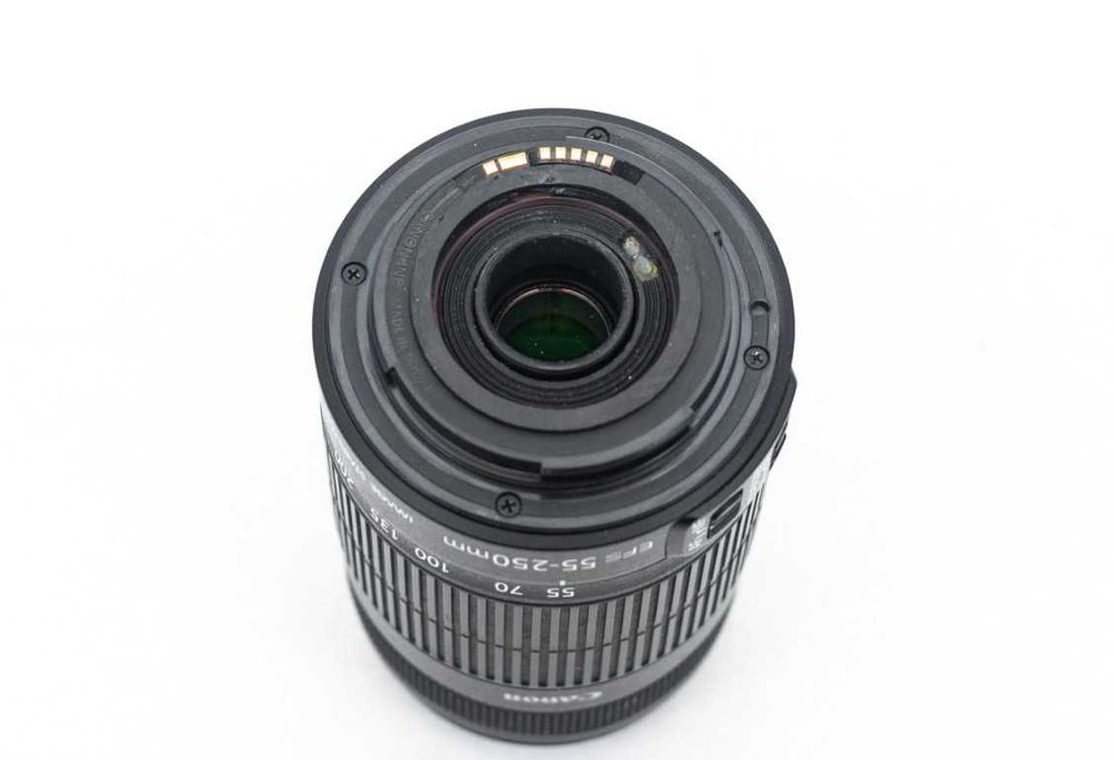 Canon EF-S 55-250 mm f/4-5.6 IS II - DEFECT