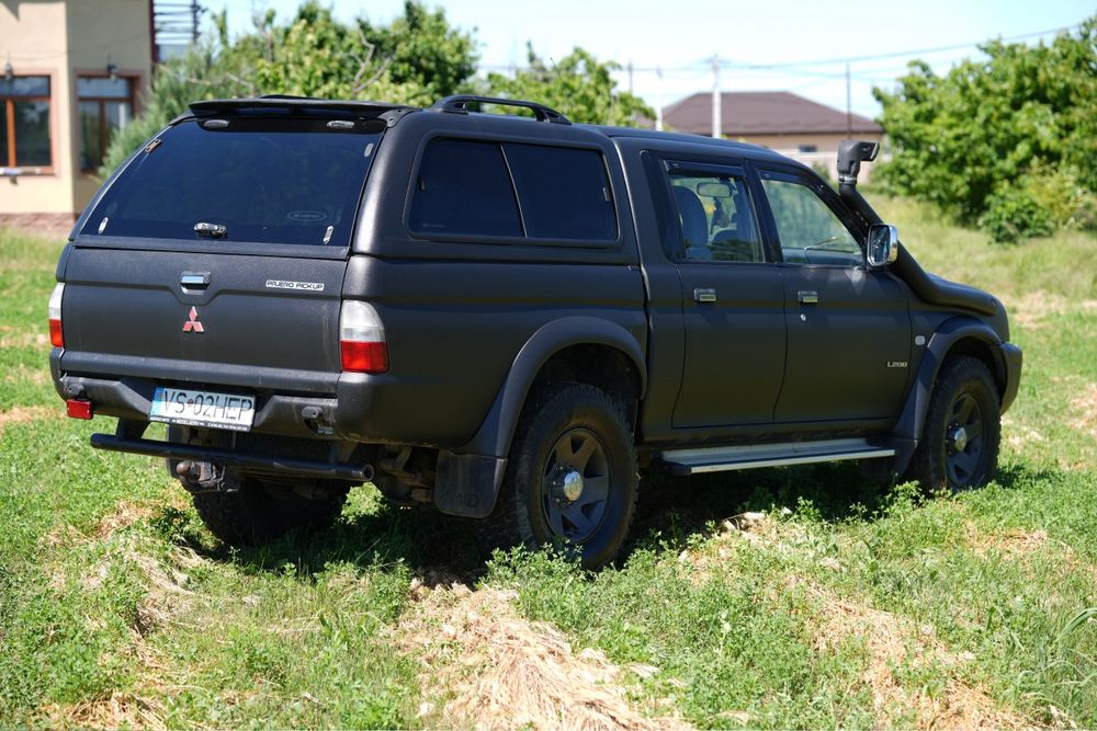 Vând Mitsubishi L200