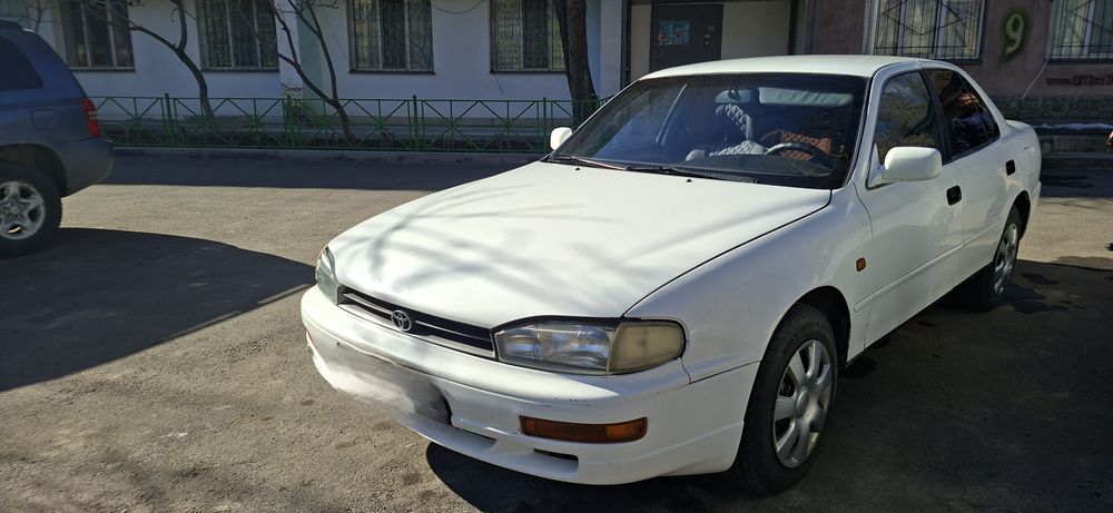 Продам машину Toyota Camry