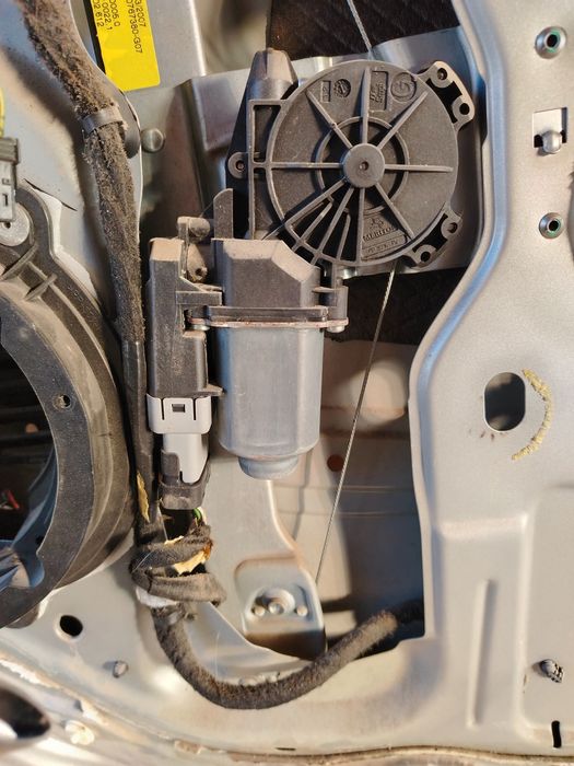 Пежо 207 на части.