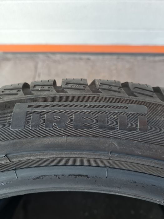 Зимни гуми 2 броя PRELLI SottoZero3 225 45 R18 дот 4021