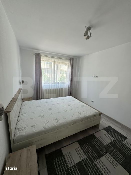 Apartament 2 camere, decomandat, loc de parcare