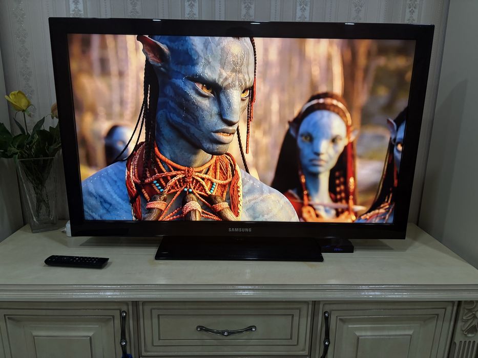 Продам телевизор Samsung