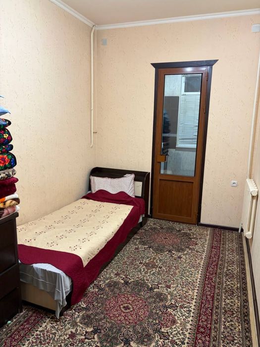 3-хонали квартира ижарага оилага берилади!