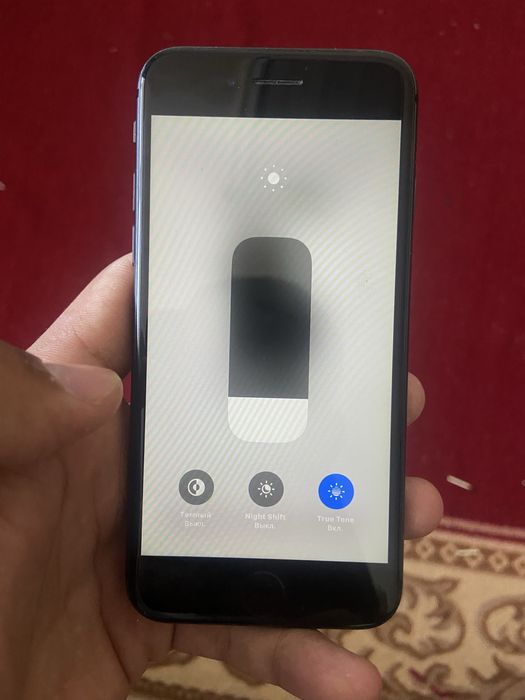 iphone 8 в хорошем состояний