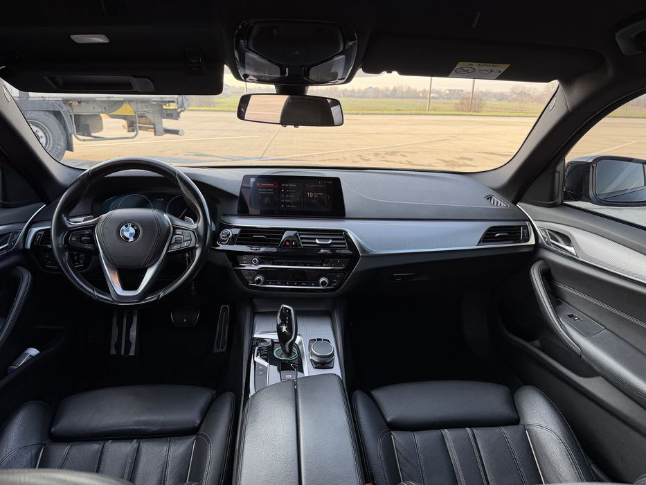 BMW Seria 5 G30 520