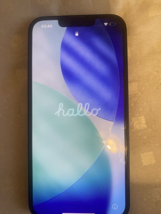 iPhone 16e с коробкой