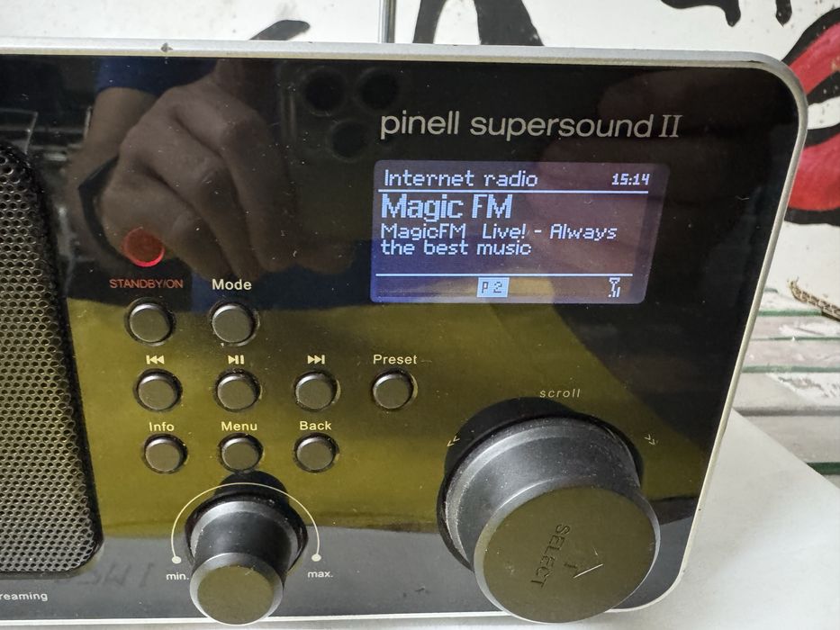 Pinell Supersound ll Radio FM, network player cu telecomanda.