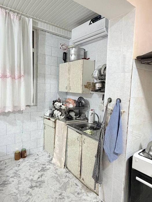 Продается 2х квартира Чирчик 10 микрорайон