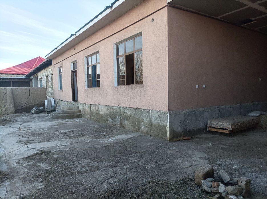 Ховли сотилади 20 сотихли