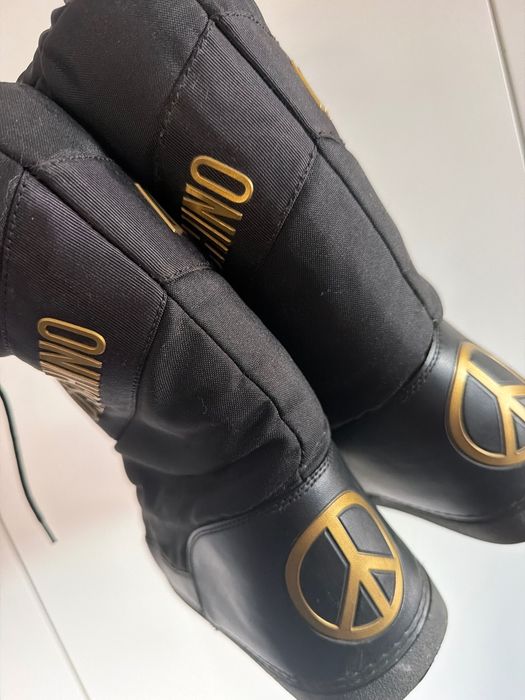 Дамски апрески Love Moschino