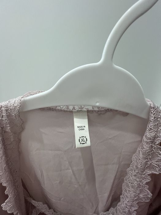 Атласный халат красивый