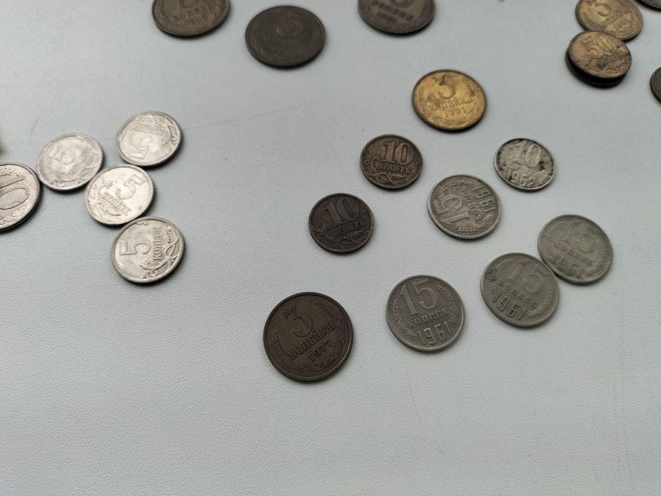 Продам советские деньги и монеты