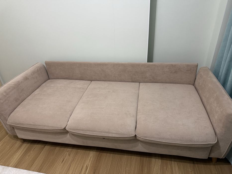 Диван. Продается.